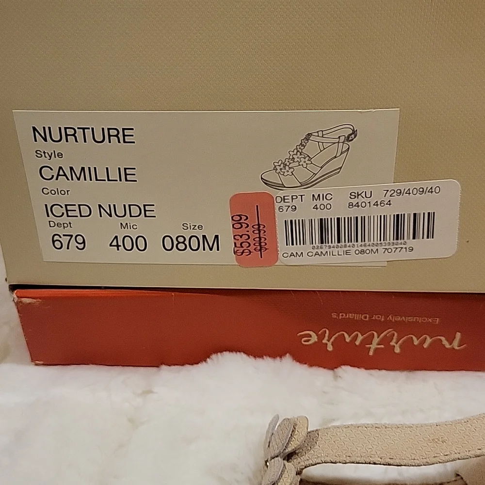 Nurture wedge sandals size 8 - Picture 5 of 5